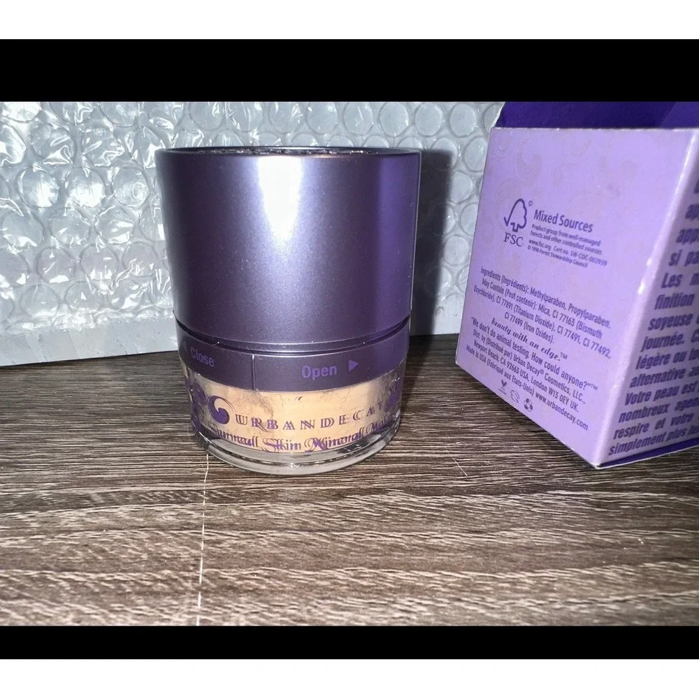 Urban Decay Surreal Skin Mineral Makeup Loose Powder Foundation Nirvana y2k face
